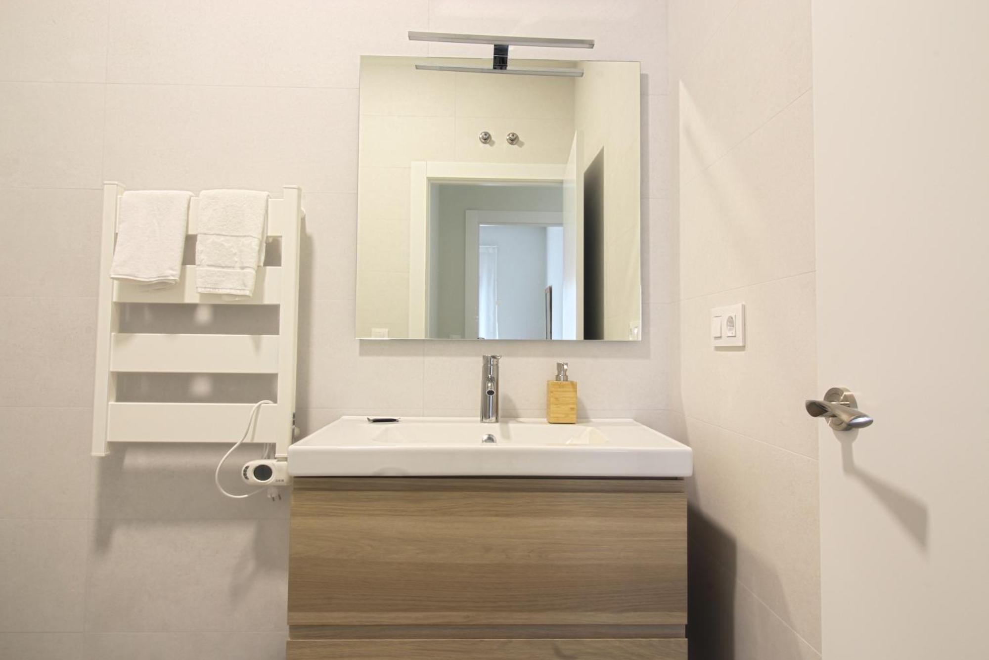 Apartamentos Costa Meron Сан-Вісенте-де-ла-Баркера Екстер'єр фото